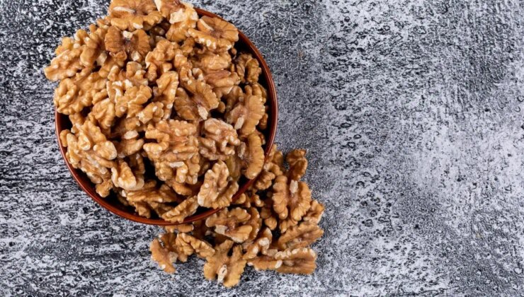 Tiroid değerlerini düzenlemeye yardımcı: Ceviz suyunun vücuda inanılmaz etkileri…