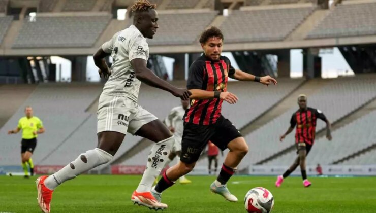 Trendyol Süper Lig: Fatih Karagümrük: 0 Kocaelispor: 0 (Maç devam ediyor)