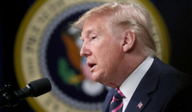 Trump’tan Maduro’ya: Sert oynarsa bu onun son seferi olur