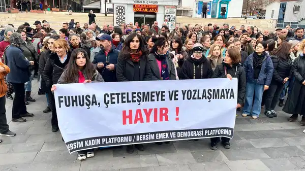Tunceli’de kadınlardan ‘fuhuş çetesi’ protestosu: ‘Kamu görevlileri soruşturulsun!’
