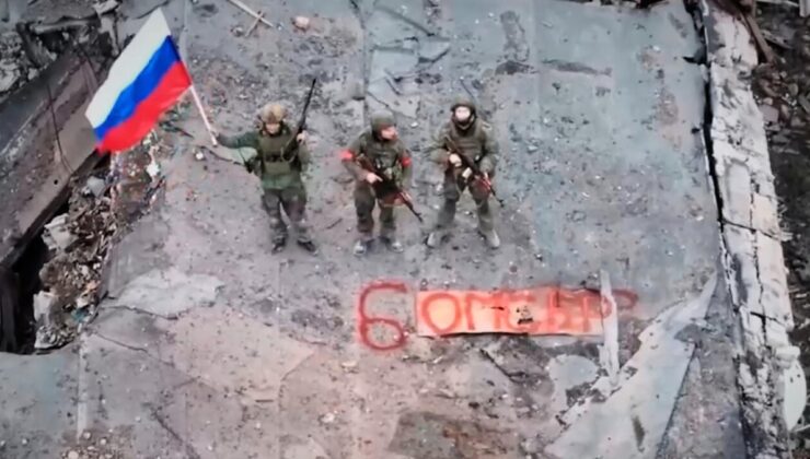 Ukrayna ordusu Donetsk’te Siversk’ten çekildi