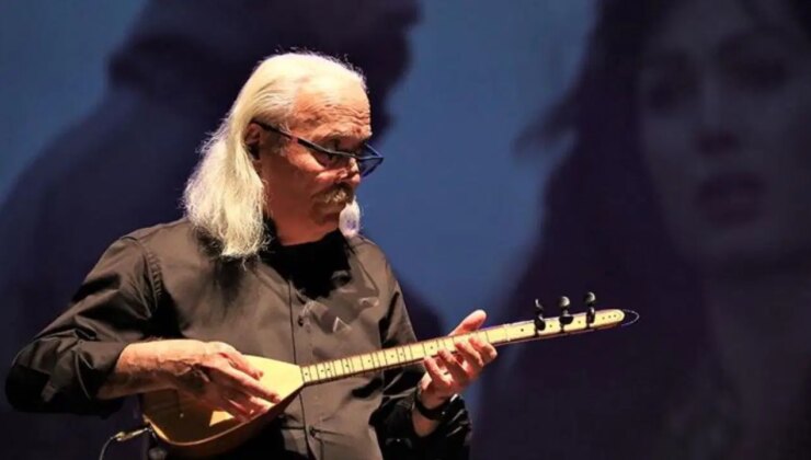 Ünlü sanatçı Cahit Berkay, kullandığı araçla restorana daldı