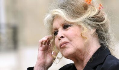 Ünlü sinema oyuncusu Brigitte Bardot hayatını kaybetti