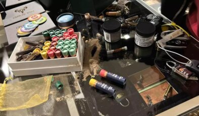 Uyuşturucu soruşturmasında Ezgi Eyüpoğlu’nun da aralarında bulunduğu 8 şüpheli gözaltına alındı