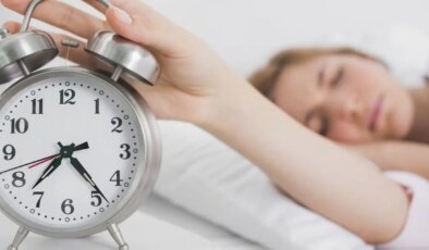 Uzmanlar uyarıyor: Alarmı ertelemek sandığınız kadar masum değil!