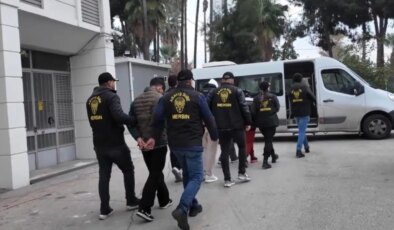 Yabancıların pasaportlarına el koyup fuhuş yaptıran şebeke çökertildi: 3 tutuklama