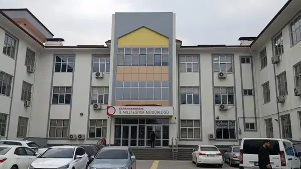 Yapay zekayla müstehcen görüntü oluşturan 2 liseli tutuklandı