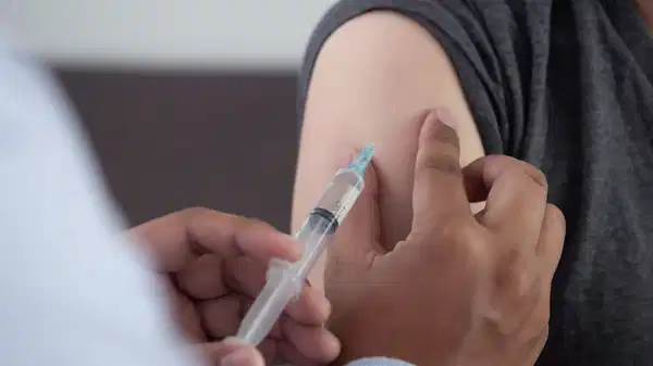 Yeni grip virüsüne karşı influenza aşısı yaptırmalı mıyız?