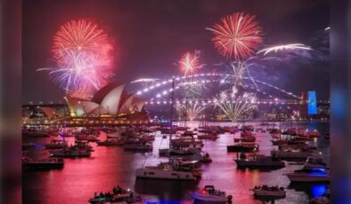 Yeni Zelanda 2026’ya havai fişeklerle girdi