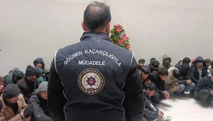 Yer: Amasya… TIR’ın dorsesinden 42 kaçak göçmen çıktı: 2 gözaltı