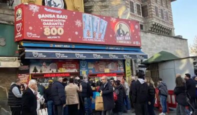 Yılbaşına sayılı günler kaldı: Nimet Abla gişesi önünde yoğunluk arttı!