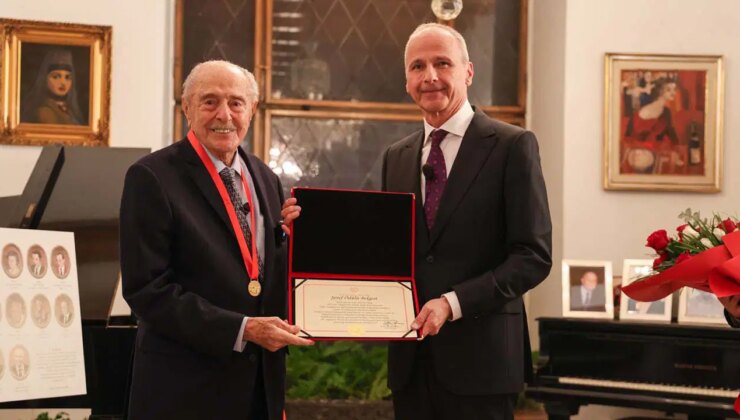 Yüksel Erimtan’a SCA Vakfı Onur Ödülü verildi