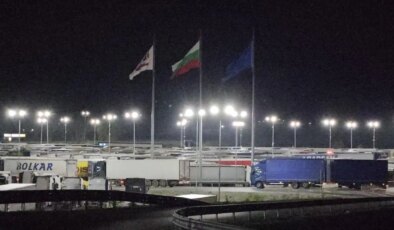 Yunanistan’daki grev Kapıkule’yi de tıkadı: 32 kilometre TIR kuyruğu oluştu