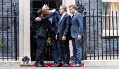 Zelensky: Londra’daki görüşmeler verimli geçti