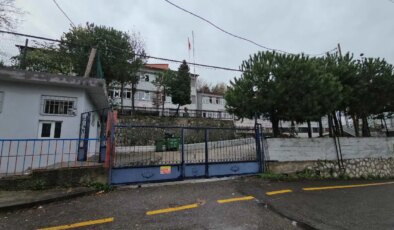 Zonguldak’ta ‘veli’ dehşeti: Tartıştığı öğretmeni yüzünden yaraladı!