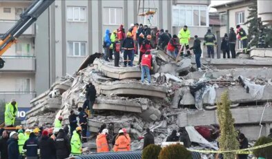 10 kişi yaşamını yitirmişti: Depremde yıkılan Bahar Apartmanı davasında karar