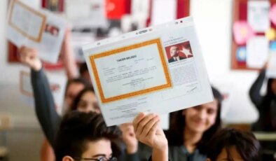 18 milyon öğrenci karne alacak… Okullarda yarıyıl tatili bugün başlıyor!