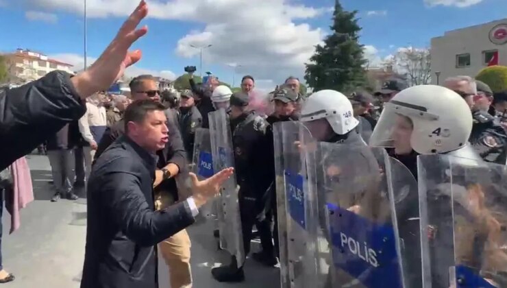 19 Mart protestosu… Marmaris Belediye Başkanı Acar Ünlü’nün cezalandırılması talep edildi