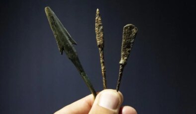 60 bin yıllık olduğu düşünülen zehirli ok uçları bulundu