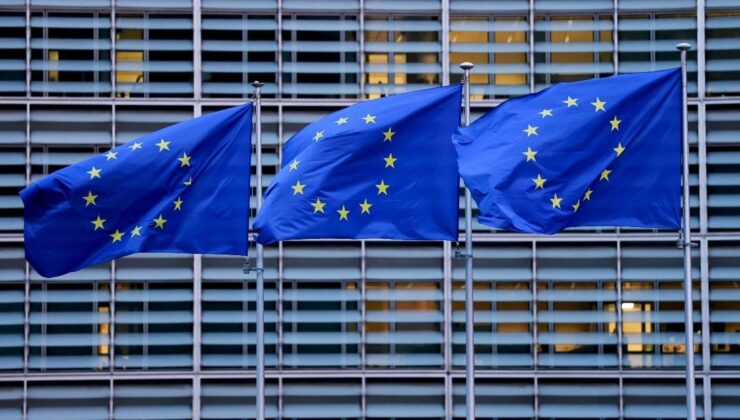 AB Komisyonu İran için: Daha sert yaptırımlar önermeye hazırız