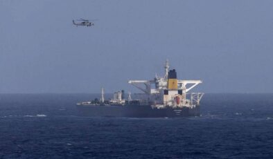 ABD, İrlanda açıklarında Rus bayraklı gemiye el koydu