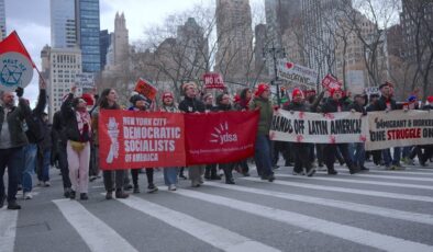 ABD’nin New York kentinde binler, Renee Good’un vurulmasını protesto etti