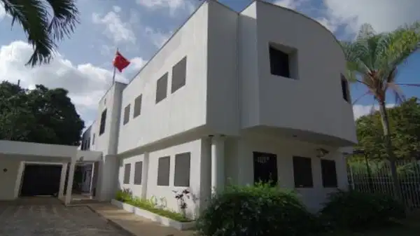 ABD’nin Venezuela’ya saldırısı… Türkiye’nin Karakas Büyükelçiliği’nden Türk vatandaşları için acil durum hatları paylaşımı