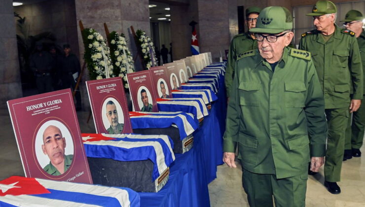ABD’nin Venezuela’ya saldırısında ölen Kübalı askerlerin naaşı ülkelerine teslim edildi