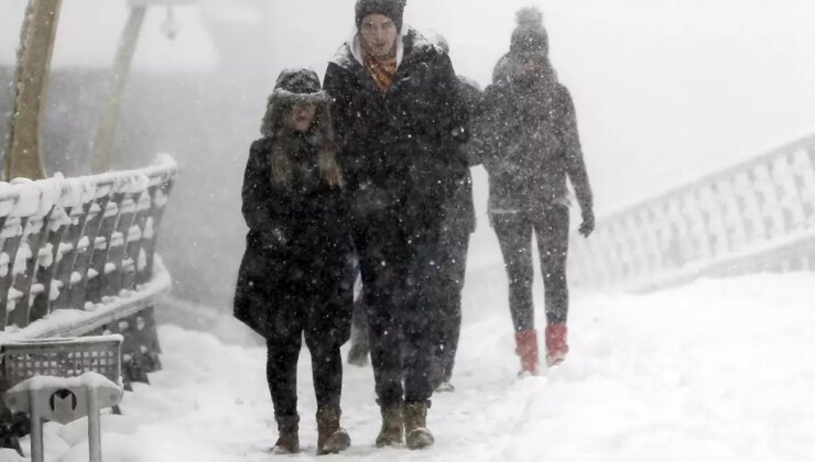 AKOM tarih verip uyardı: İstanbul’da kar kalınlığı 10 santimetre olacak
