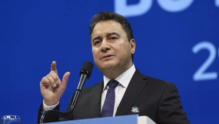 Ali Babacan’dan ’emekli maaşı’ tepkisi: ‘Yoksulluk sınırı 100 bin liraya dayandı, siz hangi 20 bin liradan bahsediyorsunuz?’