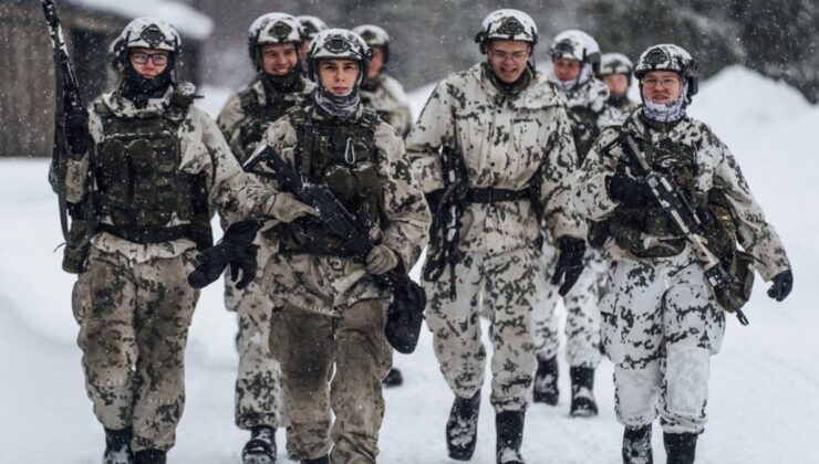 Alman askerleri Grönland’dan ayrılıyor