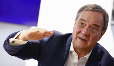 Alman siyasetçi Laschet: ABD NATO’dan ayrılsa Avrupa kendisini savunamaz
