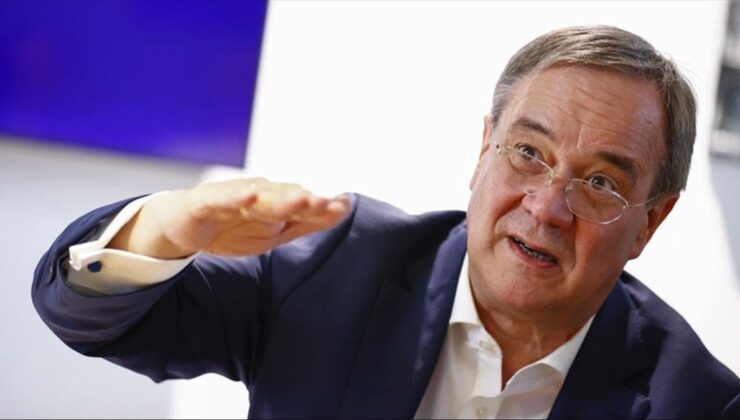 Alman siyasetçi Laschet: ABD NATO’dan ayrılsa Avrupa kendisini savunamaz