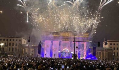 Almanya yeni yıla yoğun güvenlik önlemleri altında girdi