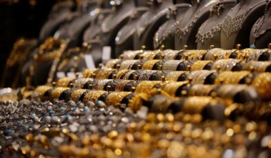 Altın fiyatları zirvede! Fed’in faiz indirimleri ve İran protestoları tetikledi