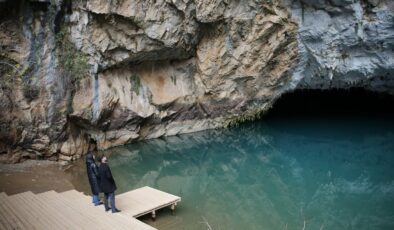 Altınbeşik Mağarası’na giden yürüyüş yoluna çelik kafes güvencesi
