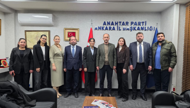 Anahtar Parti Ankara İl Başkanı Ömer Korkmaz basın emekçileriyle bir araya geldi