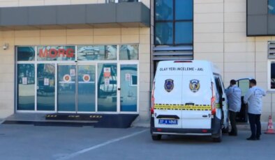 Antalya’da 3 aylık evli kadının şüpheli ölümü: Başından vurulmuş halde hastaneye götürüldü