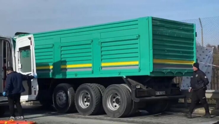 Arıza yapan kamyonu tamir ederken kabinin altında kalarak can verdi