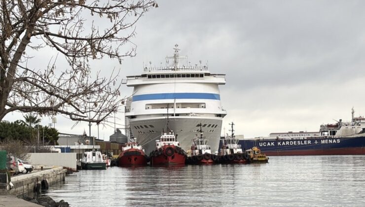 ‘Astoria Grande’ kruvaziyeri Samsun’a demirledi