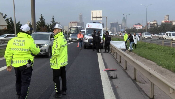 Ataşehir’de motosiklet yayaya çarptı: 1 ölü, 1 ağır yaralı