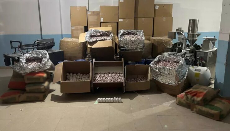 Avcılar’da uyuşturucu operasyonu: 3 milyon 350 bin adet sentetik ecza hapı ele geçirildi