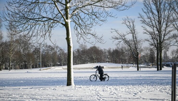 Avrupa’da alarmda: Kar yağışı ve don olaylarına karşı uyarılar sürüyor