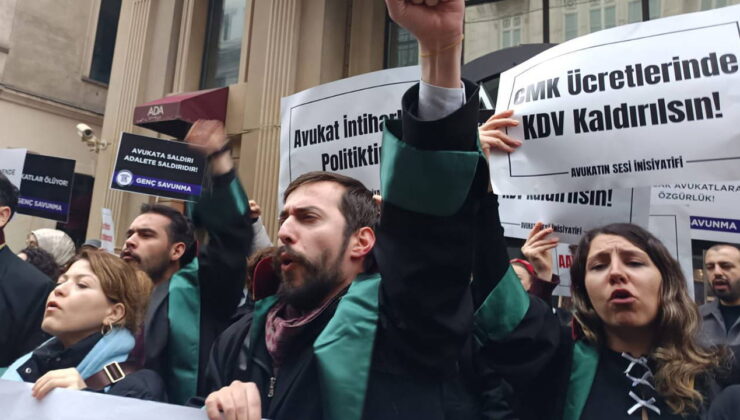 Avukatlar tehlikede: İstanbul Barosu önünde ‘Tutsak avukatlar onurumuzdur’ çağrısı