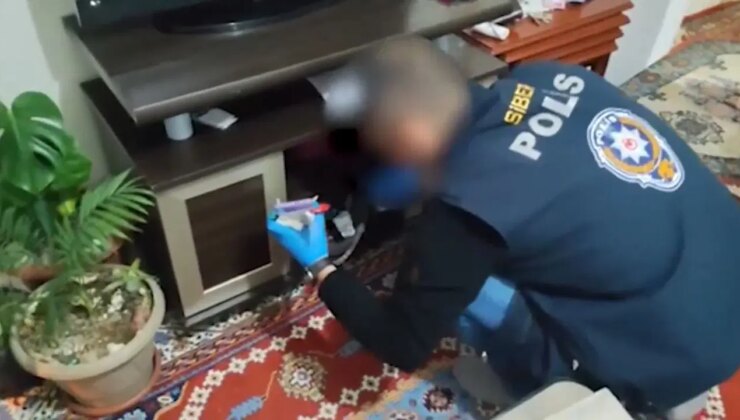 Bakan Yerlikaya duyurdu… 16 ilde siber suç operasyonu: 126 gözaltı