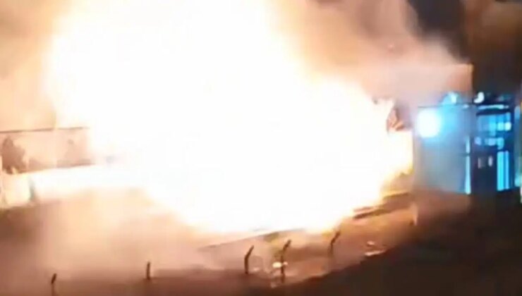 Bakırköy’de metro durağında yangın çıktı!