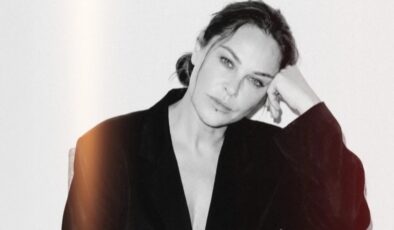 Başörtülü yeni rolü için hazırlanıyor! Hülya Avşar’dan set paylaşımı