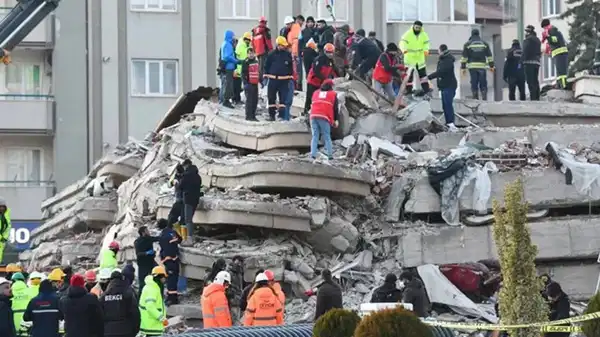 Başsavcılık, depremde yıkılan Bahar Apartmanı davasında ‘tahliyeye’ itiraz etti