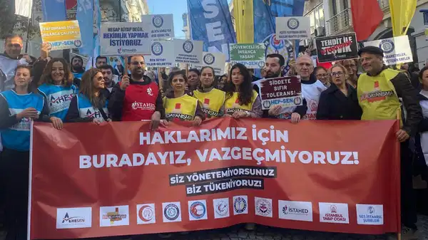 Beyaz öfke dinmedi… Sağlık emekçileri 2025’i sahada geçirdi: ‘Taleplerimiz için 14 gün iş bıraktık, 52 hafta eylem yaptık’