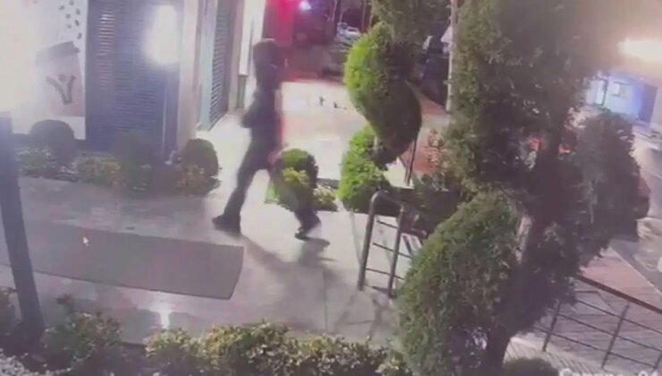 Beylikdüzü’nde 17 yaşındaki şüpheli site güvenliğini vurdu!